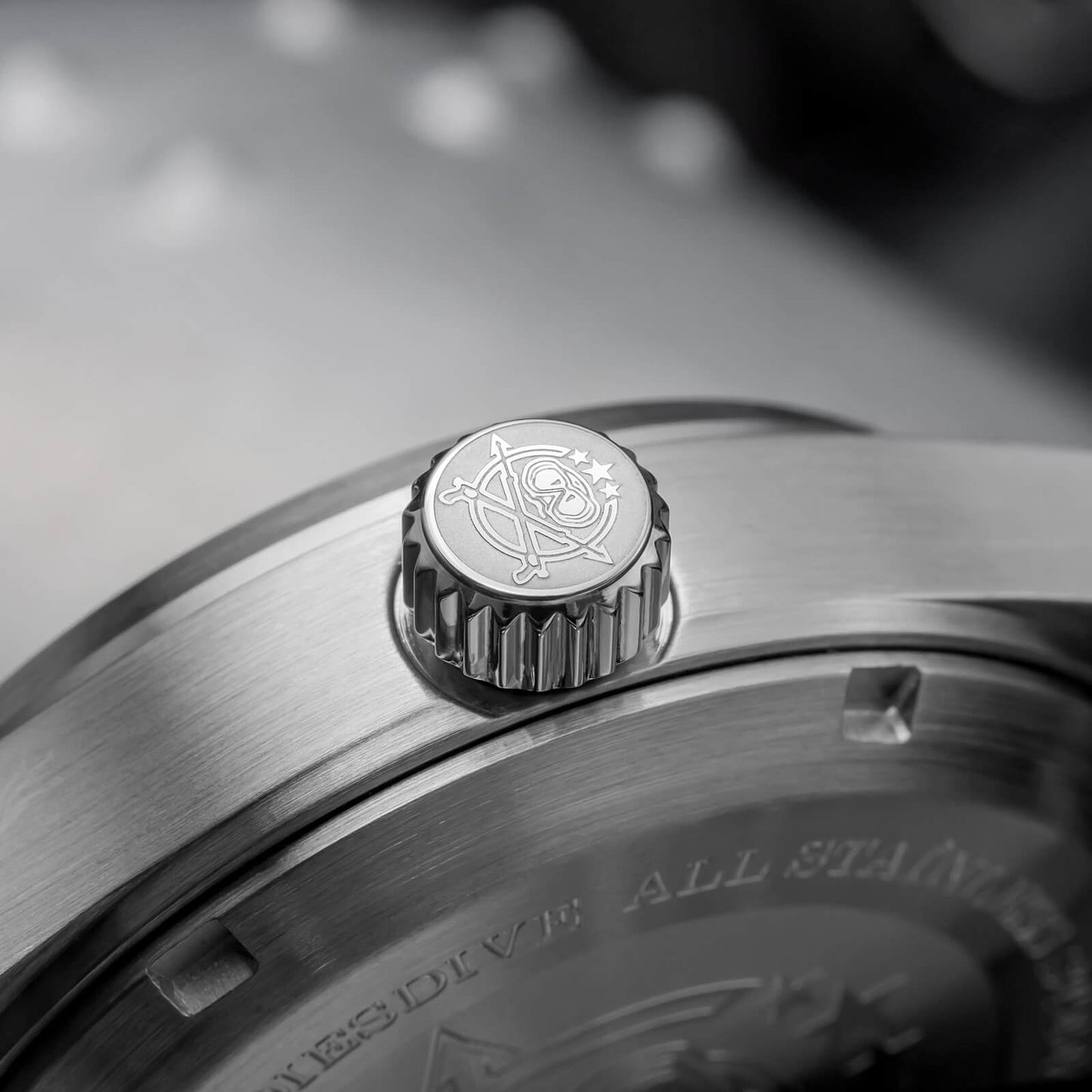 ★Magazzino Italia★ADDIESDIVE Orologio automatico in cristallo di zaffiro da 39 mm Orologio da campo AD2074