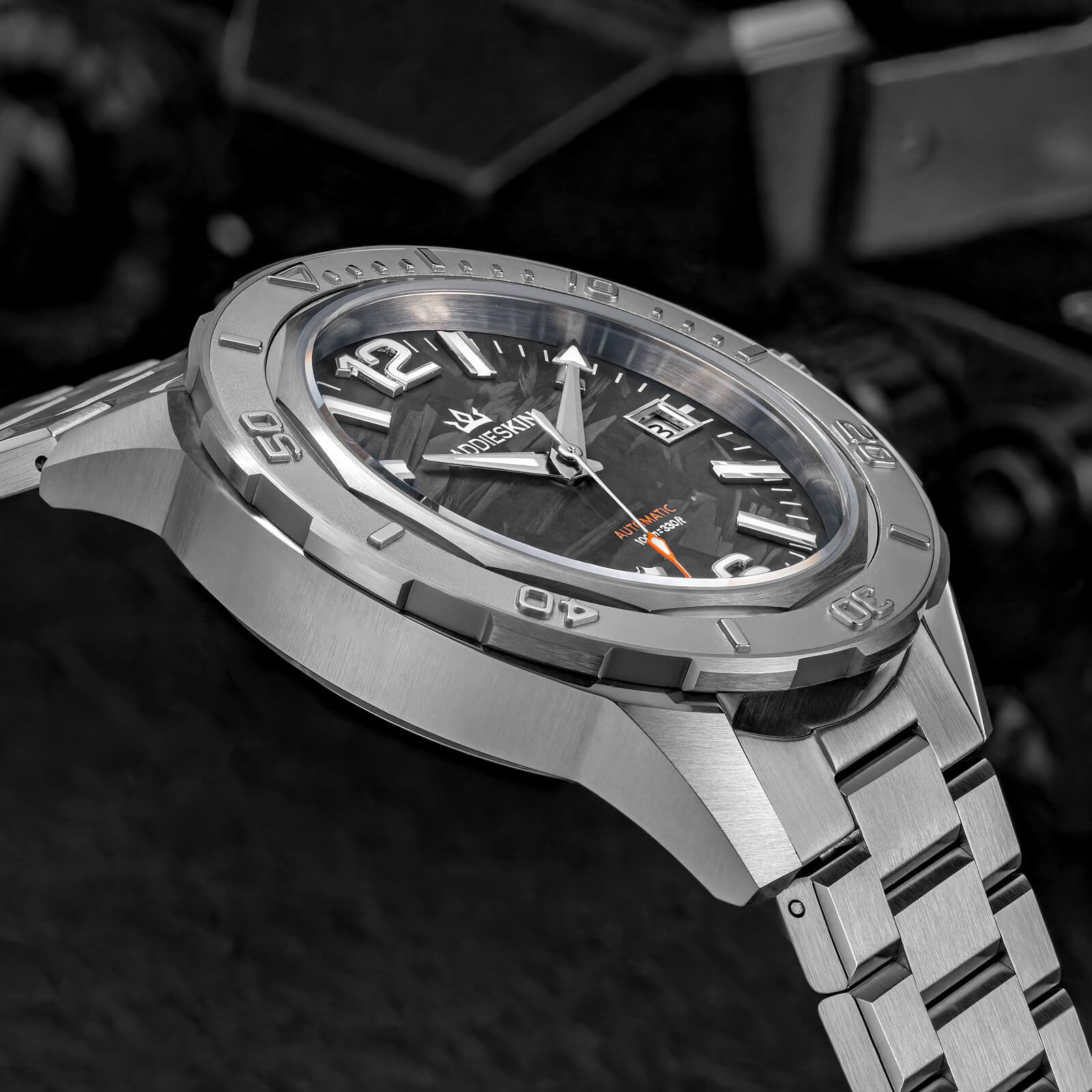 Orologio da uomo automatico AddiesKIN K007 “Carbon Luxe” con movimento 9015
