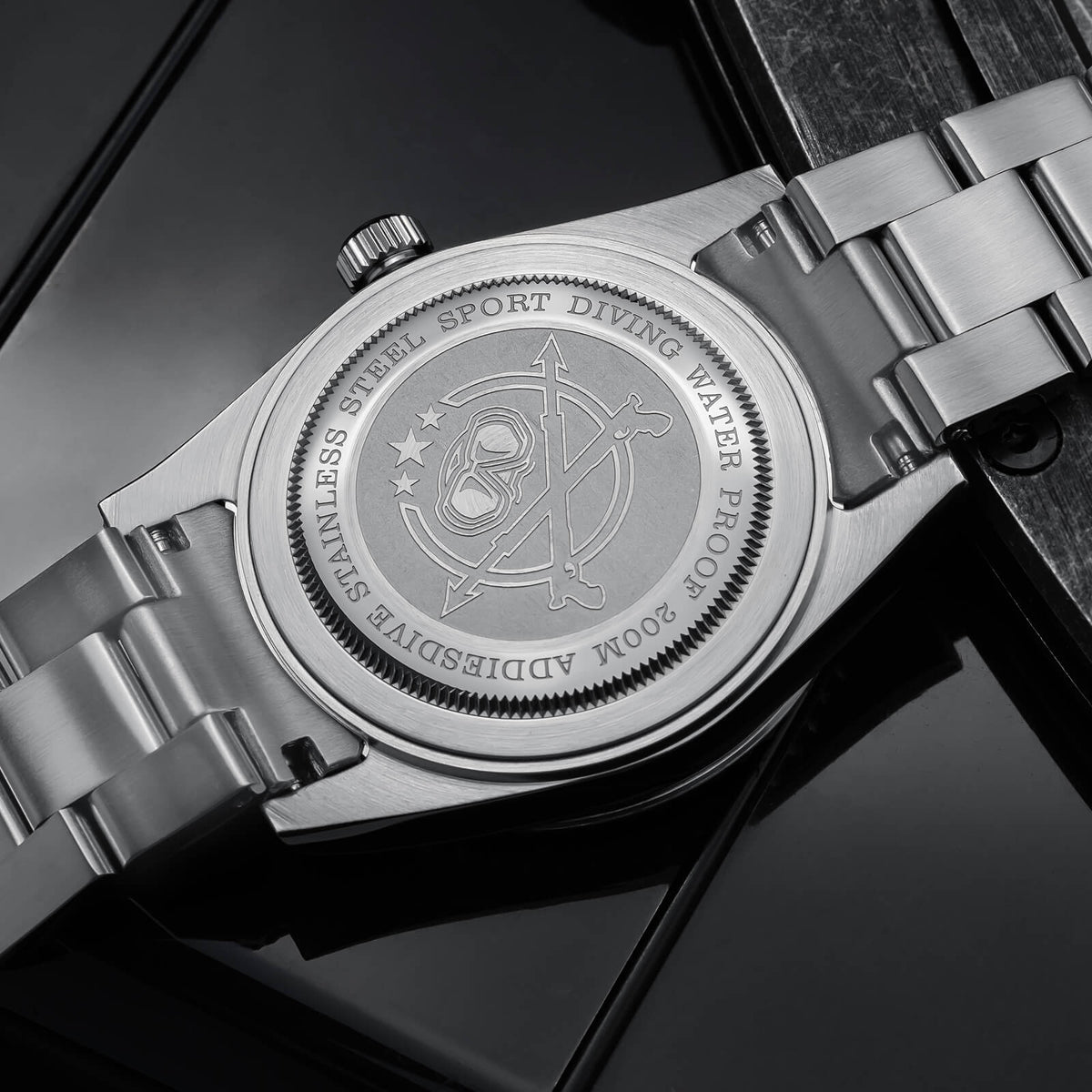 ADDIESDIVE Orologio al Quarzo da 39 mm con Lunetta Girevole Bidirezionale AD2072